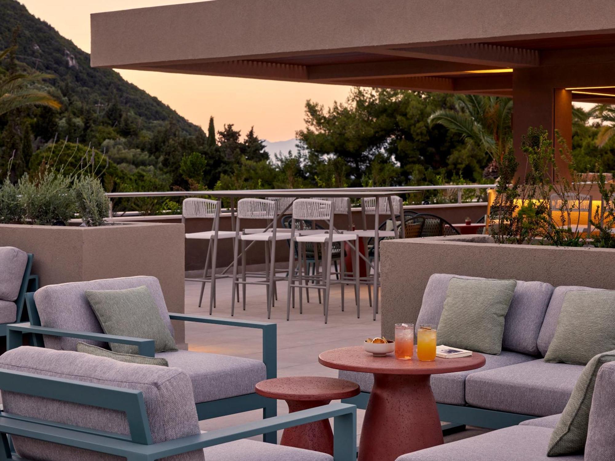 Marbella, Mar-bella Collection Курортный комплекс 5*